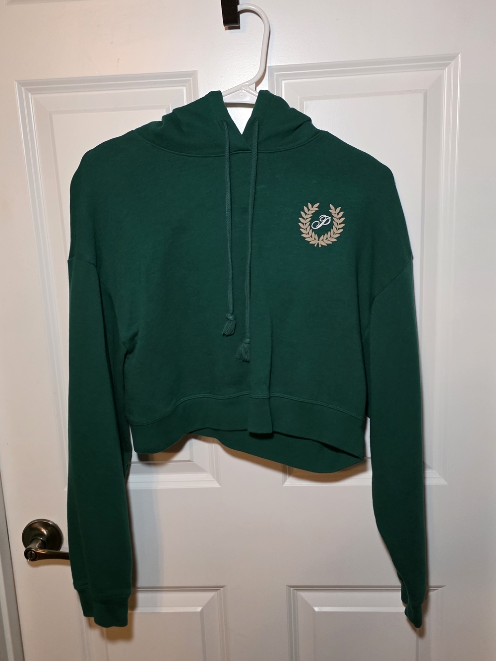 Pink Victoria's Secret Green Cropped Hoodie